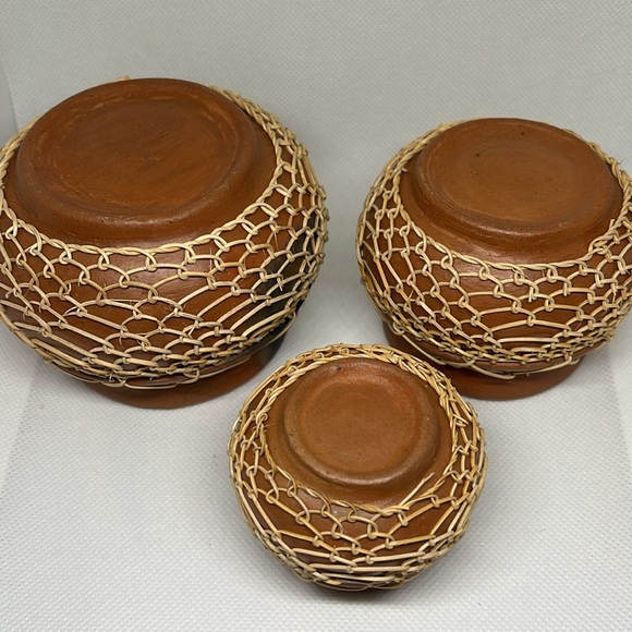 3 clay pots with woven overlay - Picture 3 of 13